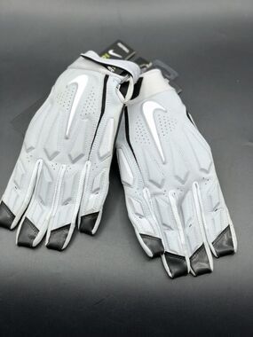 Nike D-Tack Protective Football Gloves Size 4XL New CK2926-345